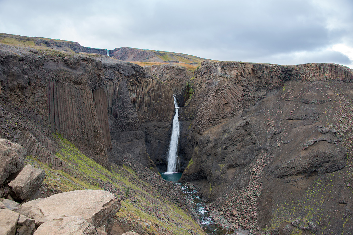Lilanesfoss und Hengifoss