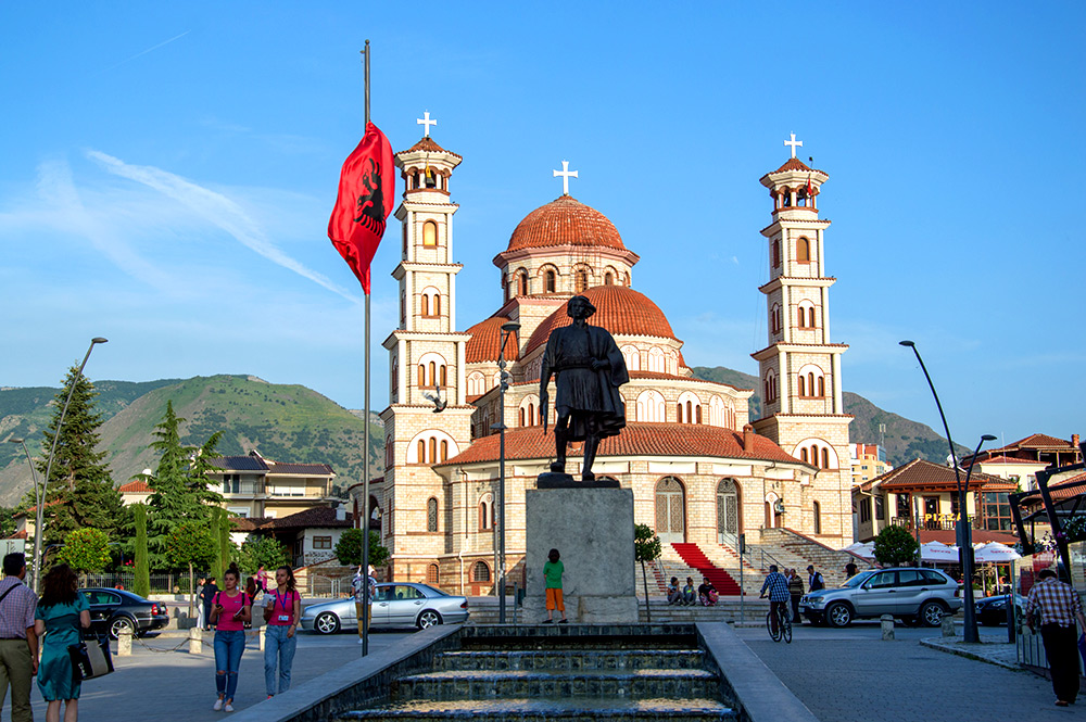 Korça