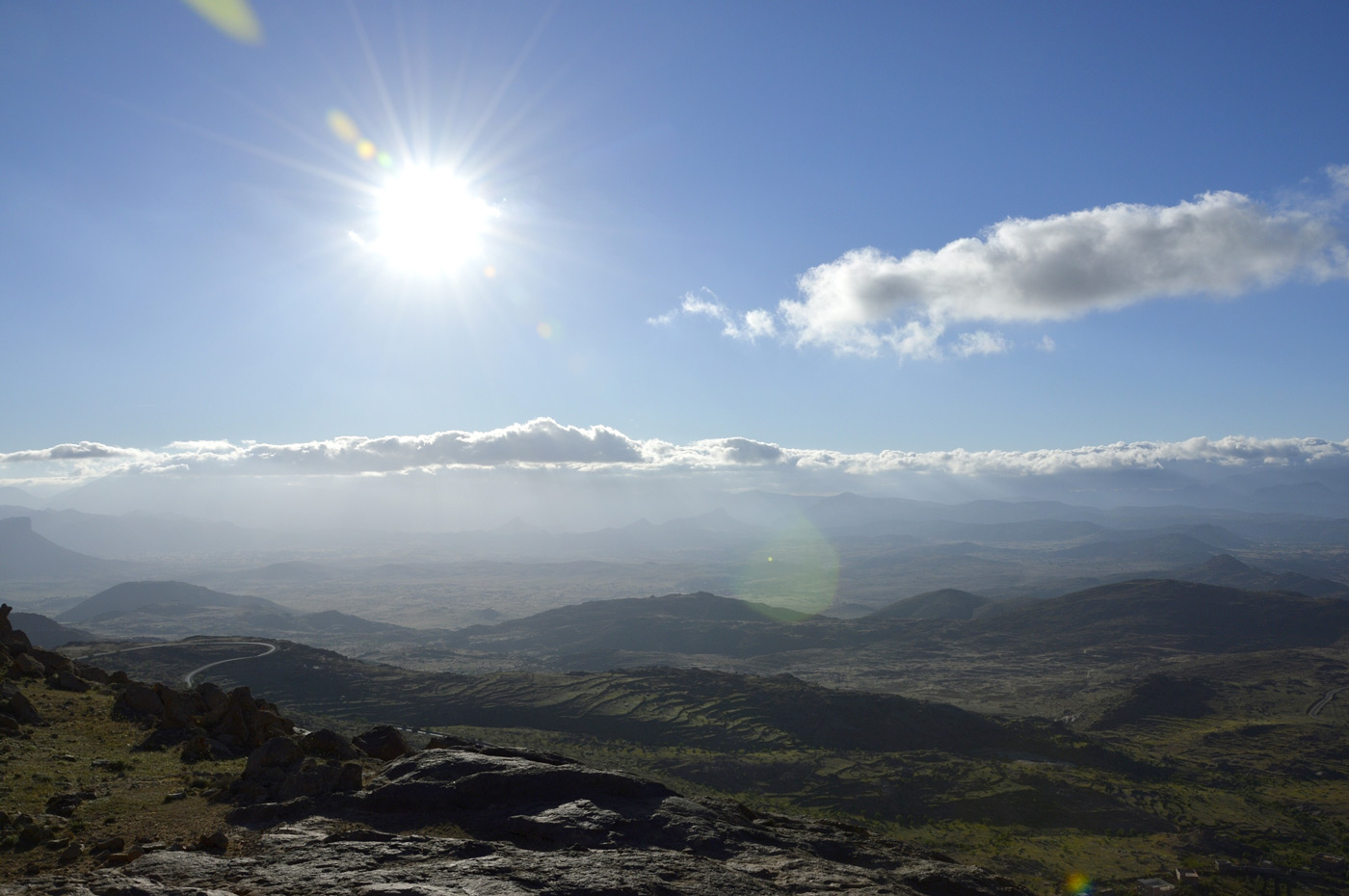 Im Antiatlas mit Blick zum Atlasbebirge